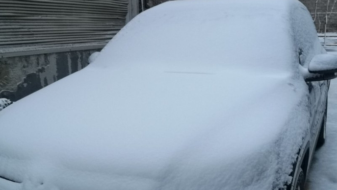 果然视频丨济南大雪封车怎么办？有人只挖个洞就想开车，结果……