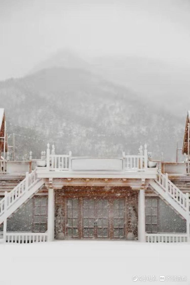济南雪后南山变仙境，九如山景色梦幻
