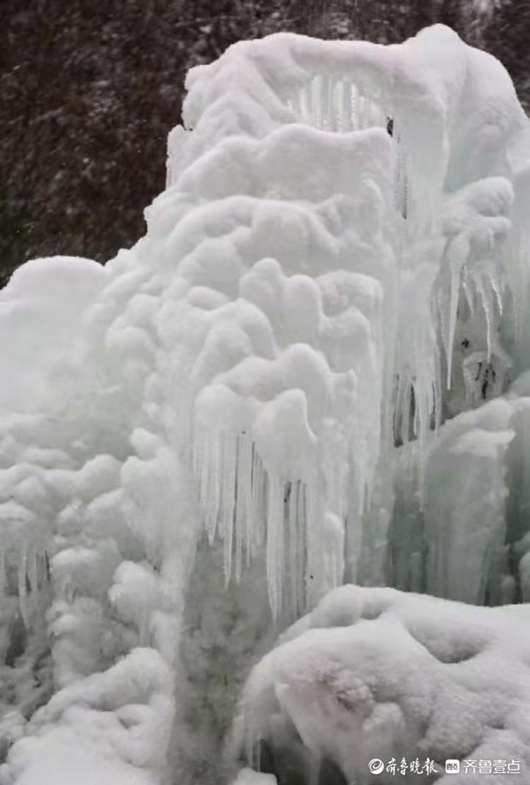 流瀑、冰挂、雾凇、白雪相融，济南九如山变成梦幻世界