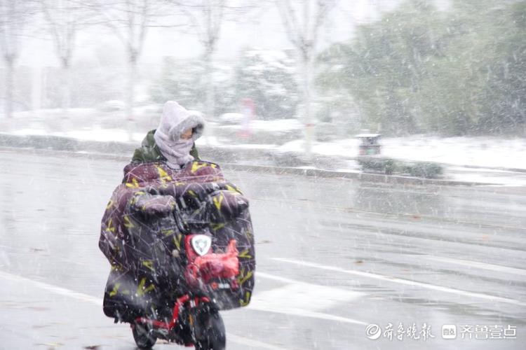 风雪交加，枣庄迎入冬以来第一场雪