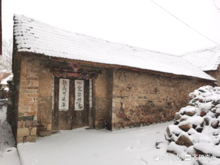 沂水县诸葛镇的雪景，美得古香古色