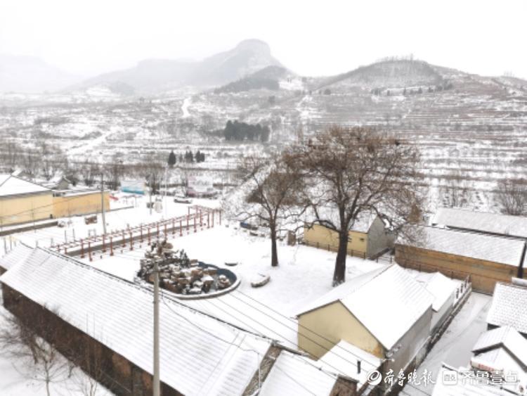 沂水县诸葛镇的雪景，美得古香古色
