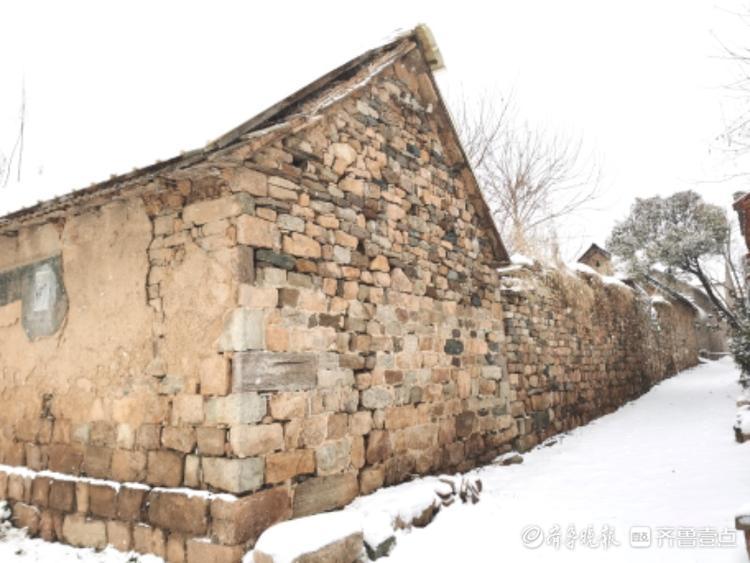 沂水县诸葛镇的雪景，美得古香古色