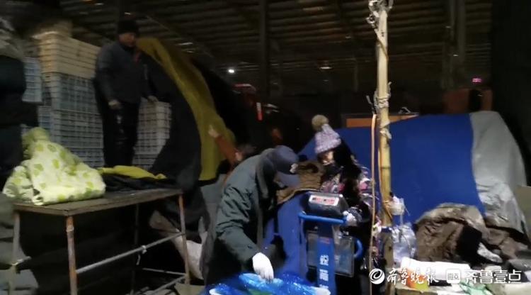寒战|给蔬菜盖棉被，枣庄菜贩：菜比人娇贵更需要保暖