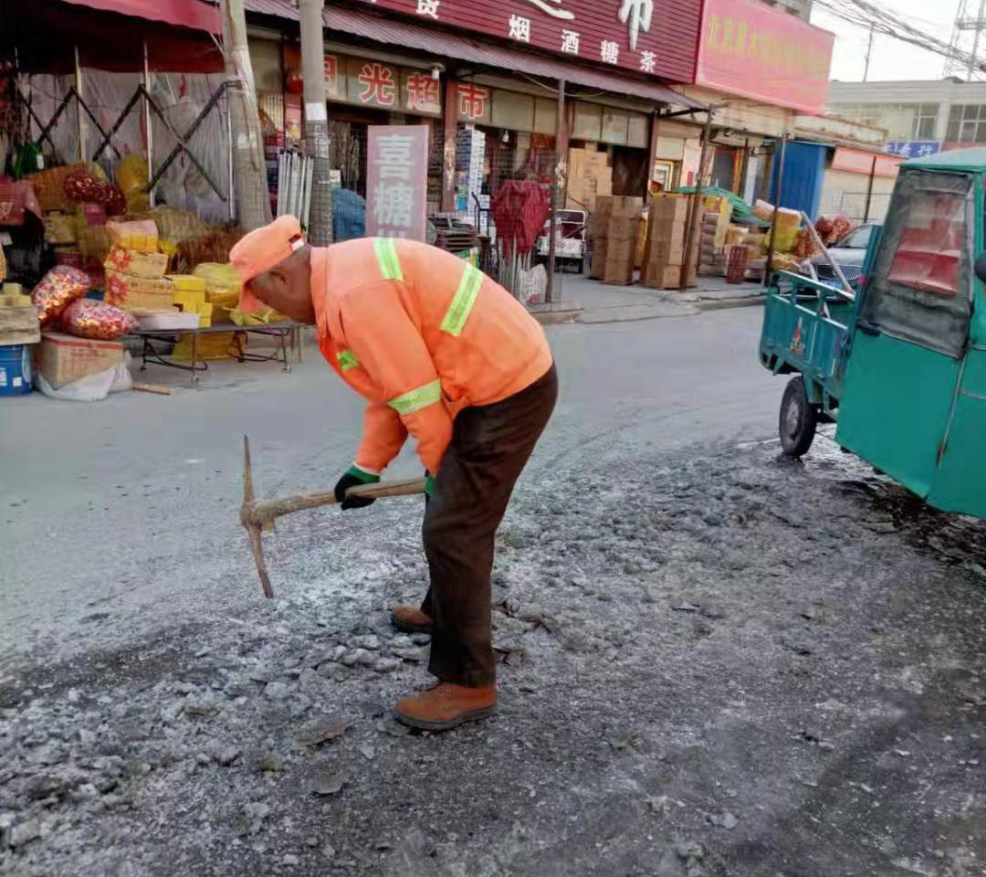 寒潮里的"城管温度"——东阿县综合行政执法局值守"战潮"一线