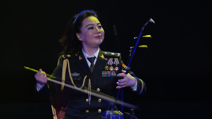 2021年“情暖军休”端上春晚丨《战马奔腾》