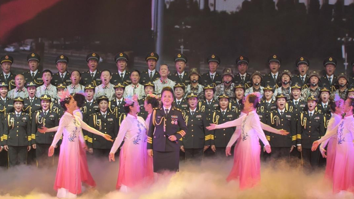 2021年“情暖军休”端上春晚丨《啊共产党》