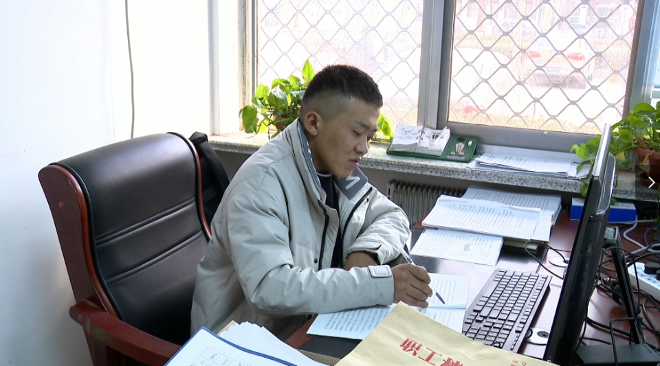 民族团结一家亲，就地过年乐融融