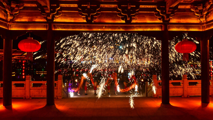 壹直播·年味齐鲁|2021年，台儿庄古城喊你过大年