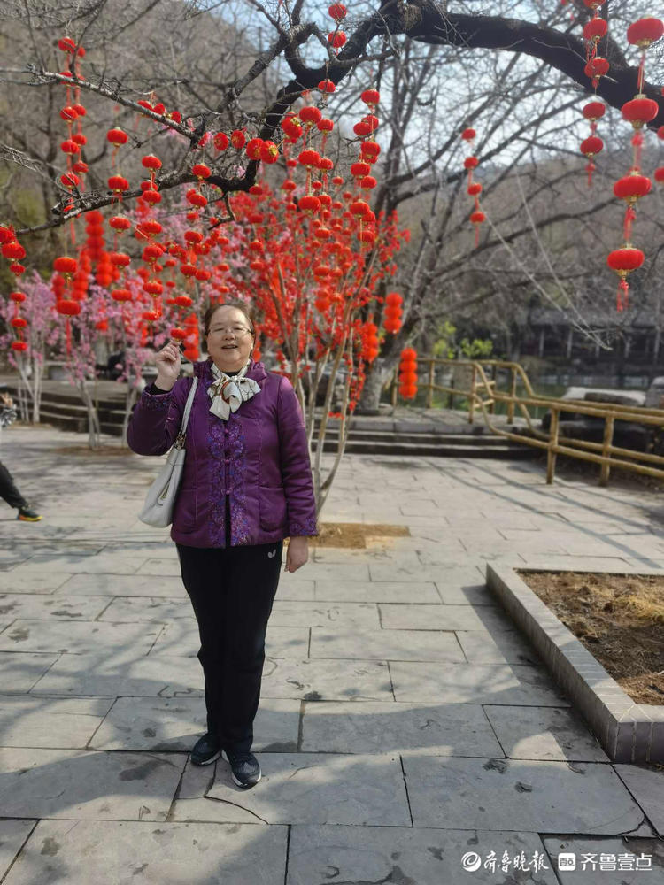 就地过年•春在身边|壹粉游九顶塔民族风情园，舞龙舞狮年味十足