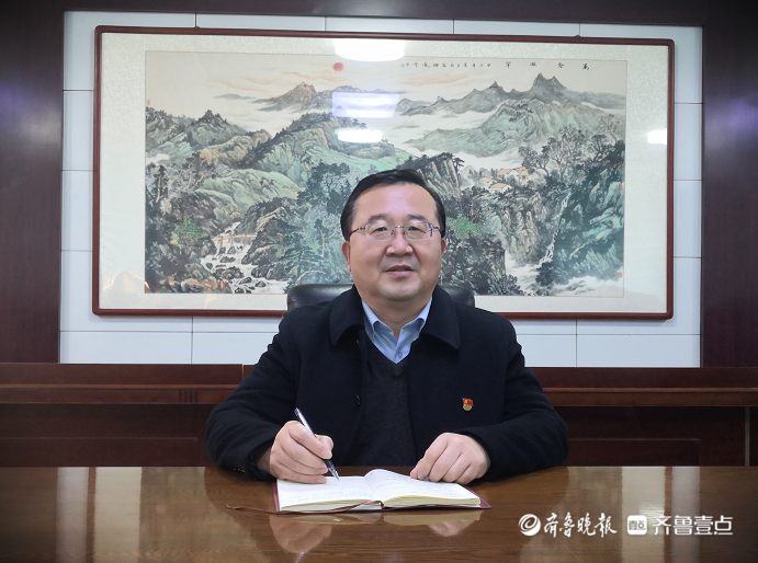 肥城市桃都中学校长/臧传勇：励耘励志韶光好 牛劲牛气正华年