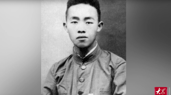 红色故事|一大代表邓恩铭：英勇就义，给母亲写下最后的诀别诗