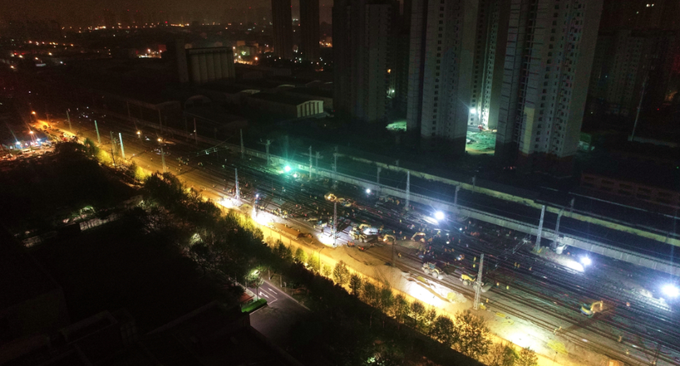 历时六小时千人大会战黄台联络线黄台站改施工圆满完成