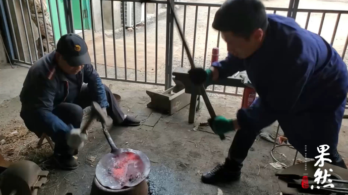 果然视频|三万六千锤，风靡天下的章丘铁锅到底神奇在哪儿