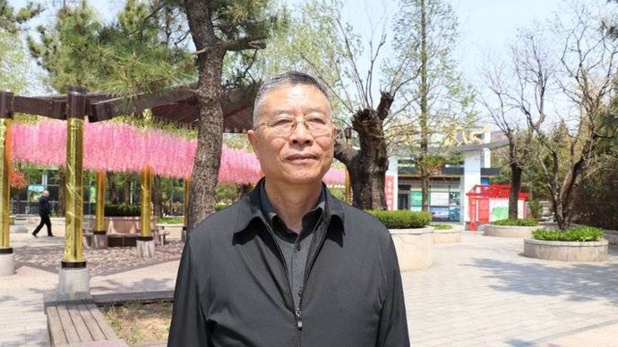 果然视频|茅盾文学奖评委许辉谈如何写好散文