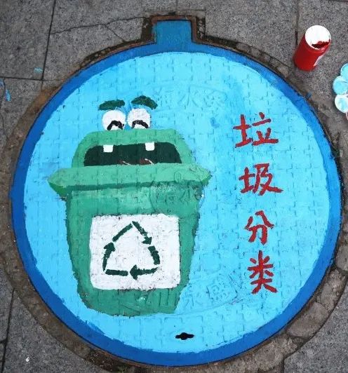 井盖涂鸦活动是一次尝试,接下来,学校还将组