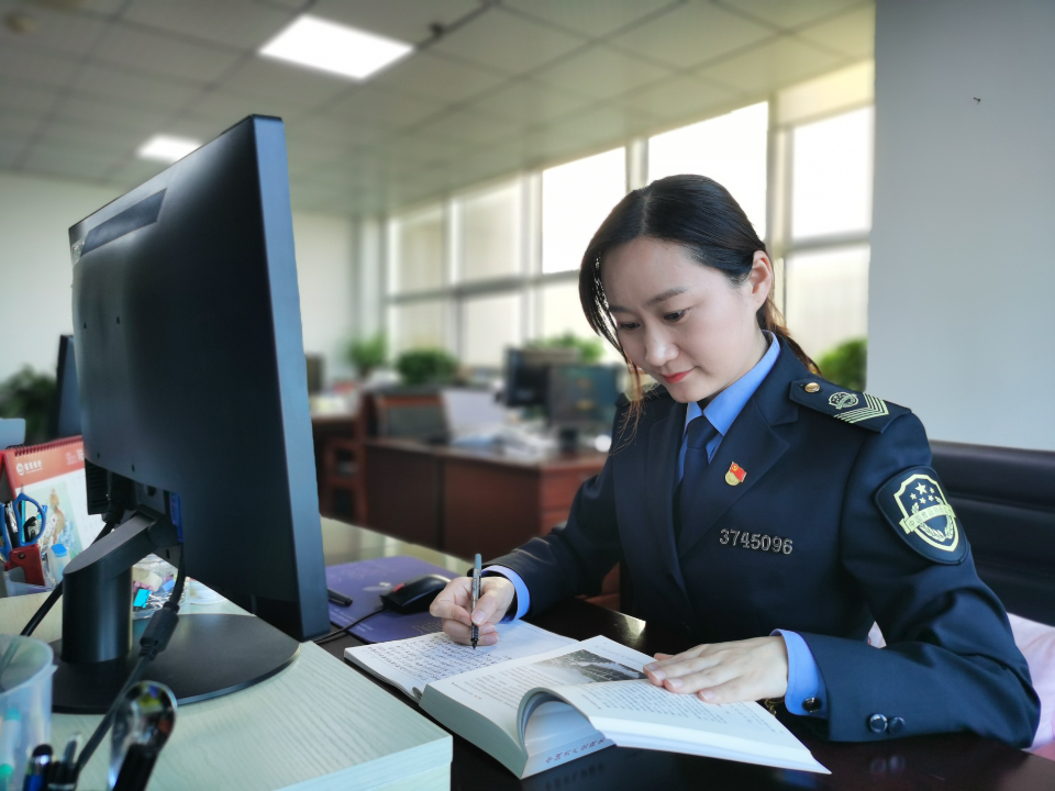 “党史故事我来讲“威海市场监管局主讲人王晶：向沈秀芹学习