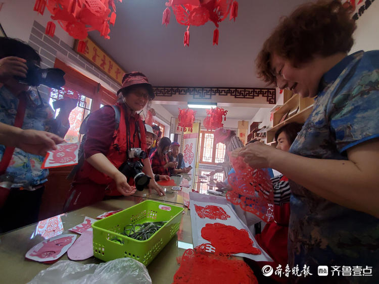 探秘大樱桃智能分拣，感受乡间艺术魅力！30余位壹粉走进福山