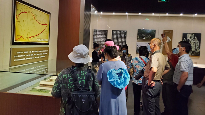 果然视频|摘樱桃、探访王懿荣纪念馆……粉丝节第二天壹粉这样过