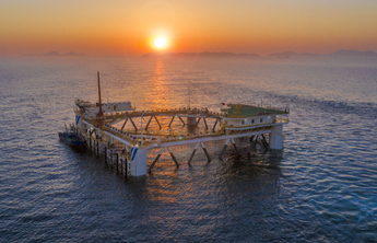 填补我国空白！亚洲最大深海智能网箱顺利安置长岛南隍城