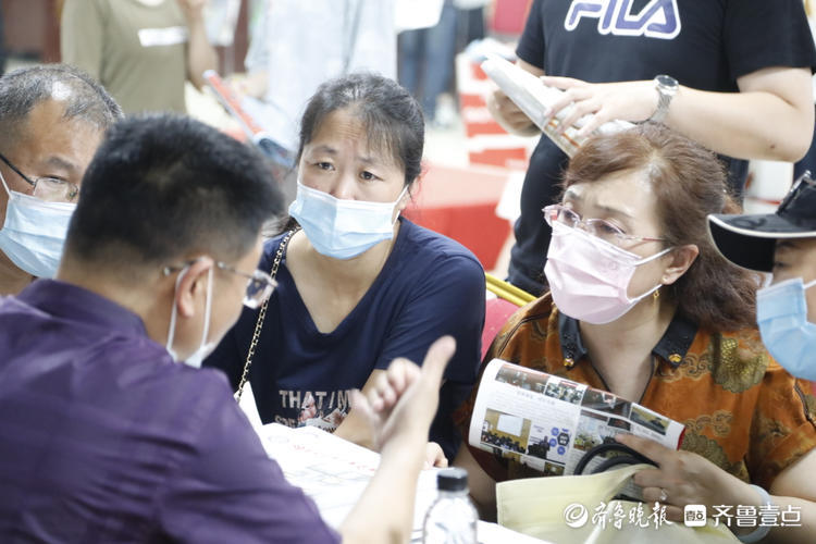 招生学校现场答疑解惑！烟台市中考招生政策宣讲咨询会成功举办
