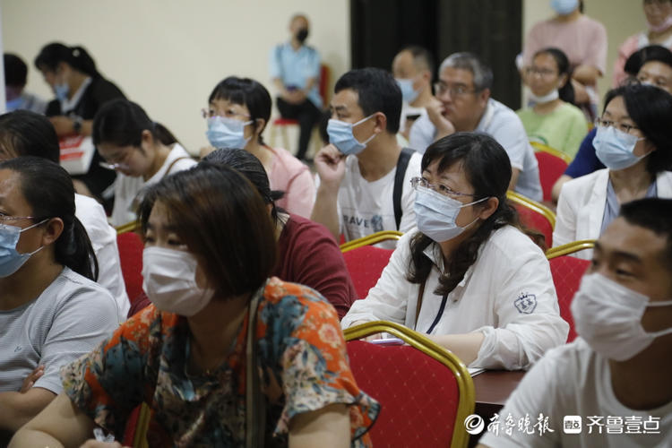 招生学校现场答疑解惑！烟台市中考招生政策宣讲咨询会成功举办