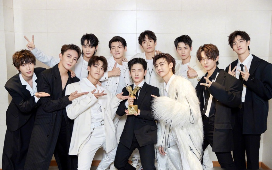 偶像频繁翻车,"放飞"的流量-齐鲁晚报网