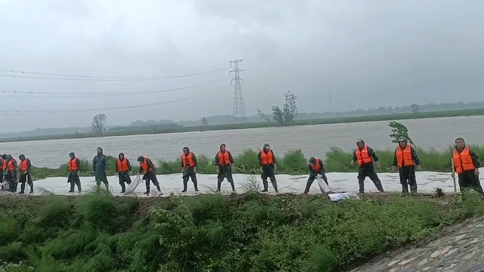 果然视频|迎战洪峰，直击漳卫河冠县防汛一线