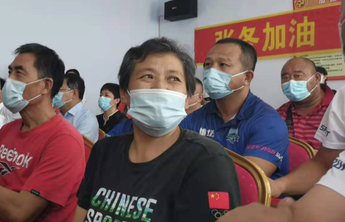 张冬妈妈:虽然是第六名，那也是全世界第六名