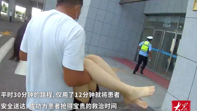 爱在济宁|患者昏迷，济宁经开交警送医抢回宝贵的18分钟