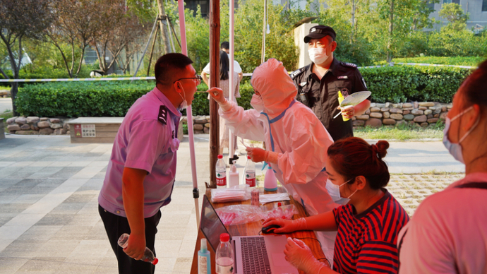 果然视频·德州丨致敬海报：共同防疫——你的坚守我的安心