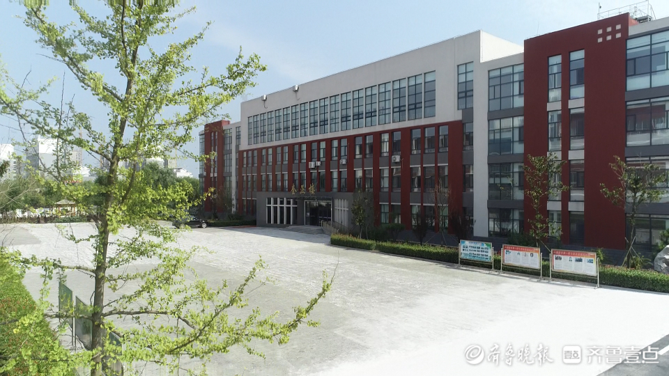 日照校长说丨日照经开区桂林路小学郑宏校长：奎文筑梦，幸福起航