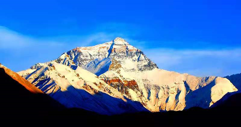 浮舟沧海,立马昆仑