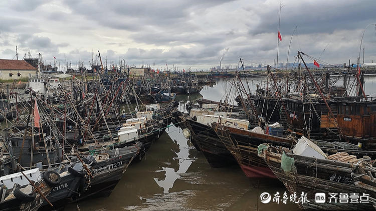 要开海了，上百只渔船整装待发