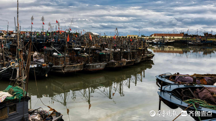 要开海了，上百只渔船整装待发