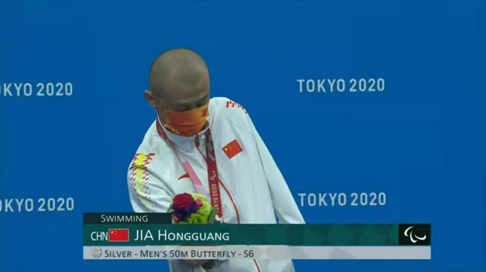 山东选手贾红光夺残奥会男子50米蝶泳S6级决赛银牌