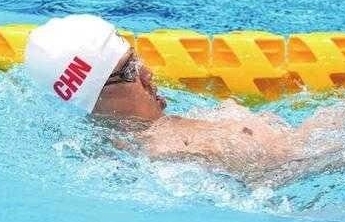 冠军贾红光：在命运的泳道中，我习惯了自己动“手”