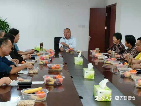 老师您辛苦了！聊城高级财经职业学校举办教师节座谈会