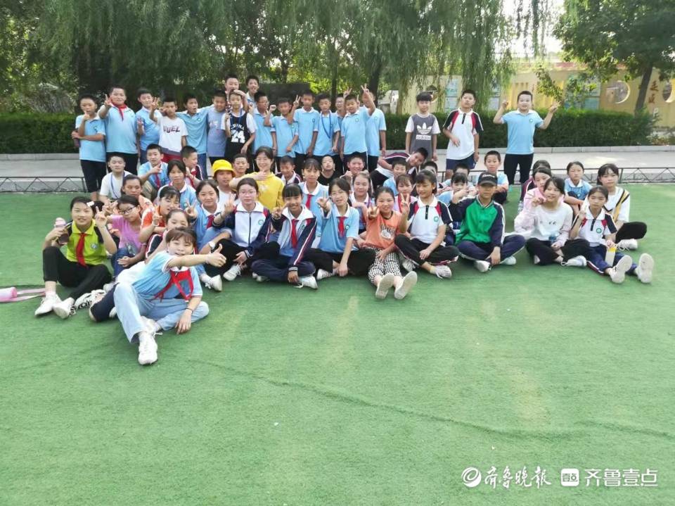 道口铺街道中心学校闫邵屯小学六年级学生参加素质教育实践活动