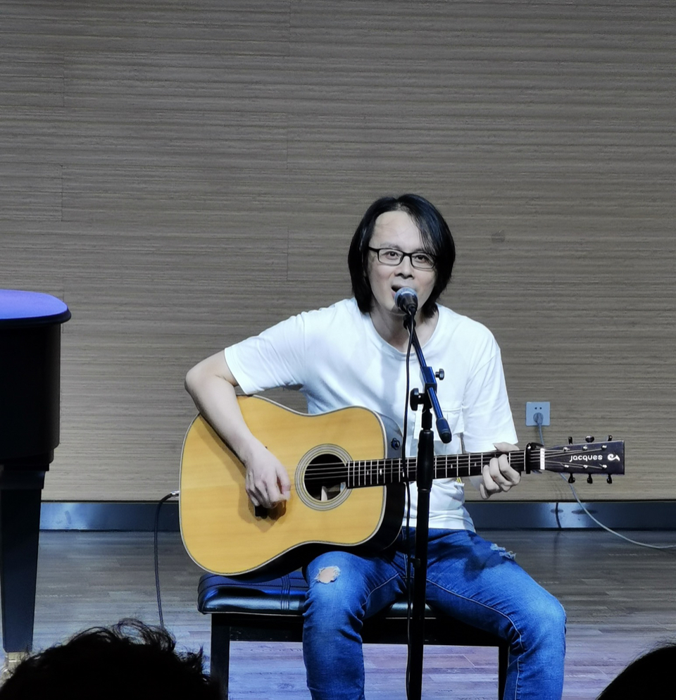 专访《丁香花》唐磊:不想当网红的歌手亦是一名好老师