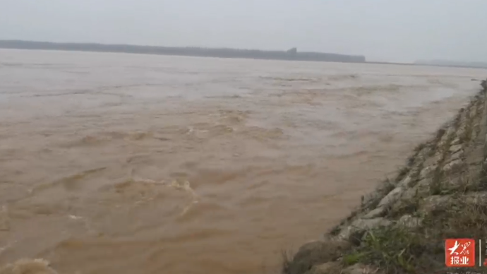 果然视频|半桶方便面的故事！济南女村支书带头到黄河岸边巡逻