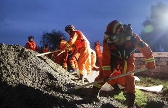 战秋汛 搏险情|山东消防全力筑牢防汛“安全堤”