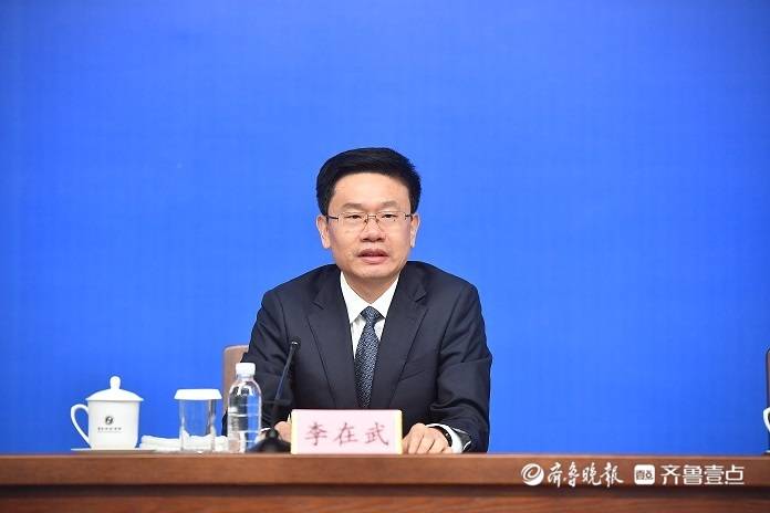 “日出先照、钢筋铁骨、经山历海”，日照市长分享三个关键词