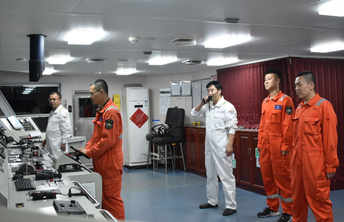 北海救助局圆满完成神舟十三号载人飞船发射海上应急保障任务