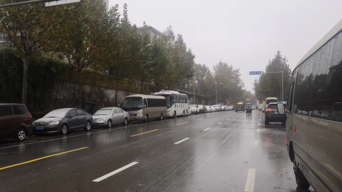 直播济南|雨雪来袭，济南交通出行情况如何？看道桥人如何保障