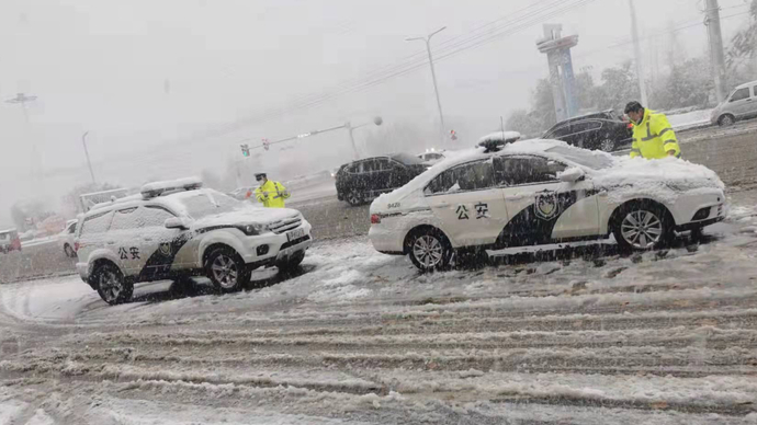 壹直播|聊城迎来首场暴雪，直击一线坚守者