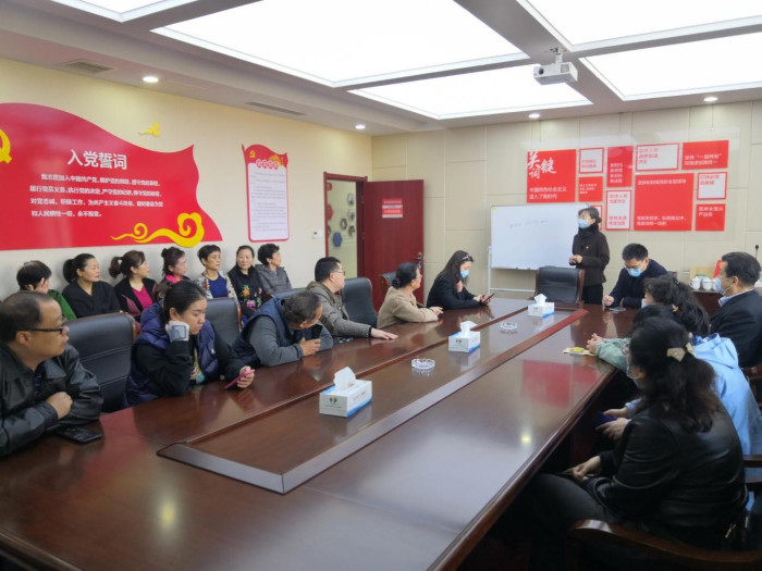 济南市委党校赴“双报到”社区开展我为群众办实事主题党日活动