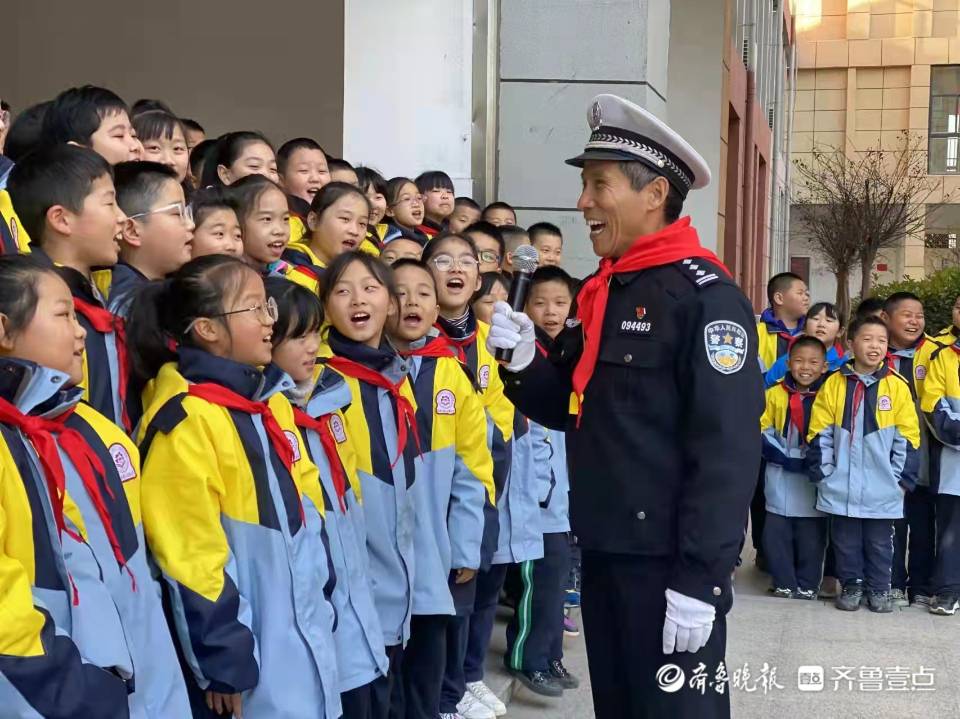 守法规 知礼让 | 牡丹区交警进校园普及交通安全知识