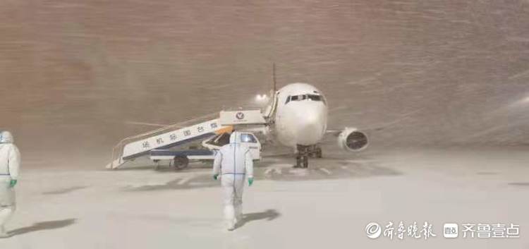 图集|火力全开！“雪窝”再度上线，烟台全力应对风雪