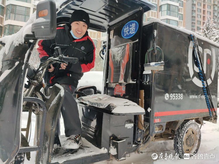 图集|烟台，大雪天里的劳动者